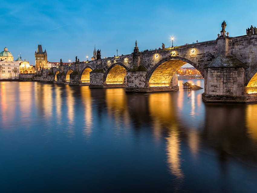 Karlsbrücke Historische Brücke über die Moldau in Prag Tschechische Republik Ultra für Computer, Laptops, Tablets und Mobiltelefone 3840 x 240: 13 HD-Hintergrundbild