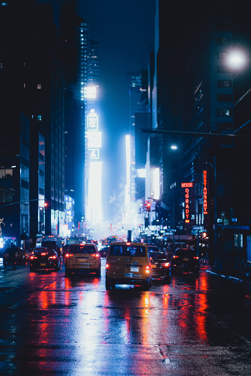 Traffic on busy road at night · Stock, busy street HD phone wallpaper