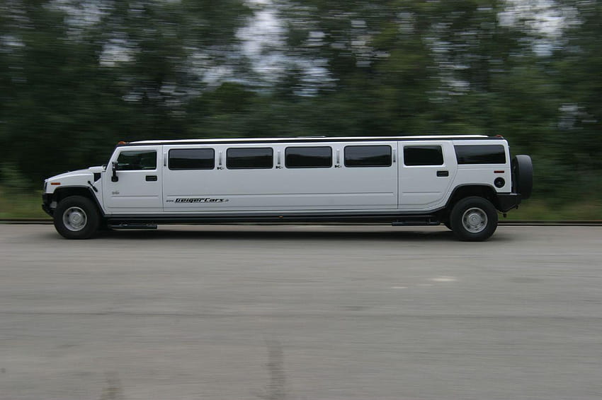 Hummer Limo This is a cool limo! Have a look at much more HD wallpaper