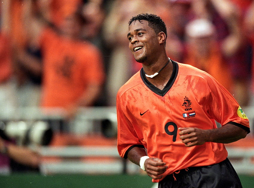 Patrick Kluivert and a lesson in scoring goals HD wallpaper