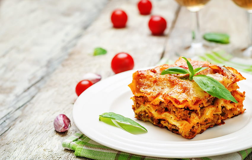 food, plate, garlic, filling, Basil, lasagna, tomatoes, lasagne HD wallpaper
