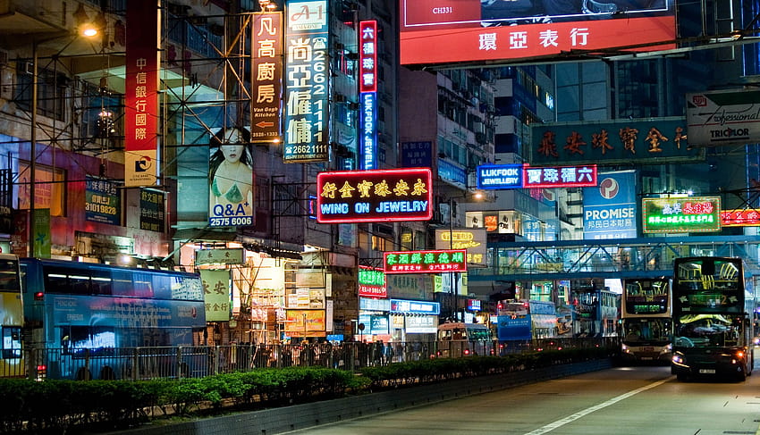 : Şehir, sokak, Şehir manzarası, Hong Kong, gece, yol, kasaba, Otobüsler, Metropolis, Altyapı, yaya, şehir merkezinde, perakende, kentsel alan, Metropol alanı, Insan yerleşimi, Komşuluk 3490x1998 HD duvar kağıdı