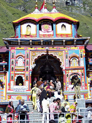 In Photos: Badrinath Temple Wrapped in Blanket of Snow | Times of India