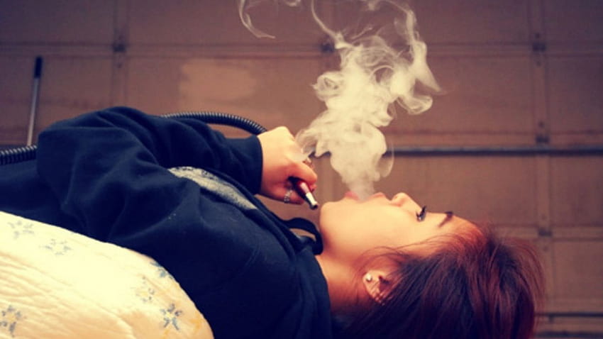 Weed Girl, weed smoking girl HD wallpaper