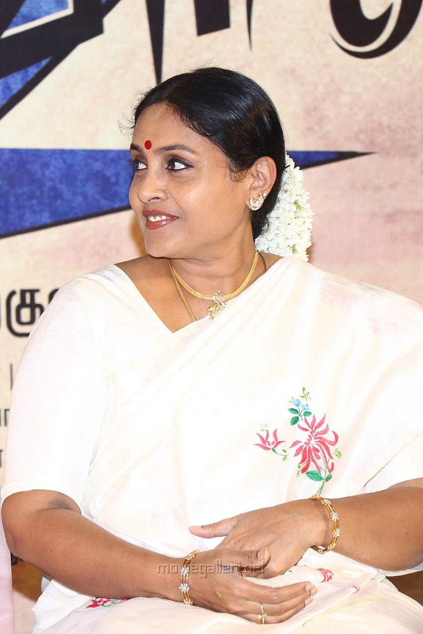 Saranya Ponvannan Sexy Video - Actress Saranya Ponvannan Latest @ Kalavani 2 Movie Press Meet HD phone  wallpaper | Pxfuel