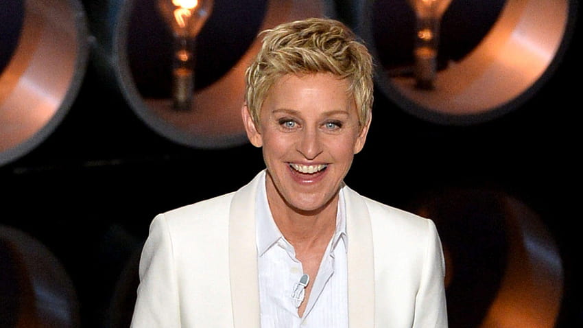 Ellen DeGeneres at New York Fashion Week HD wallpaper