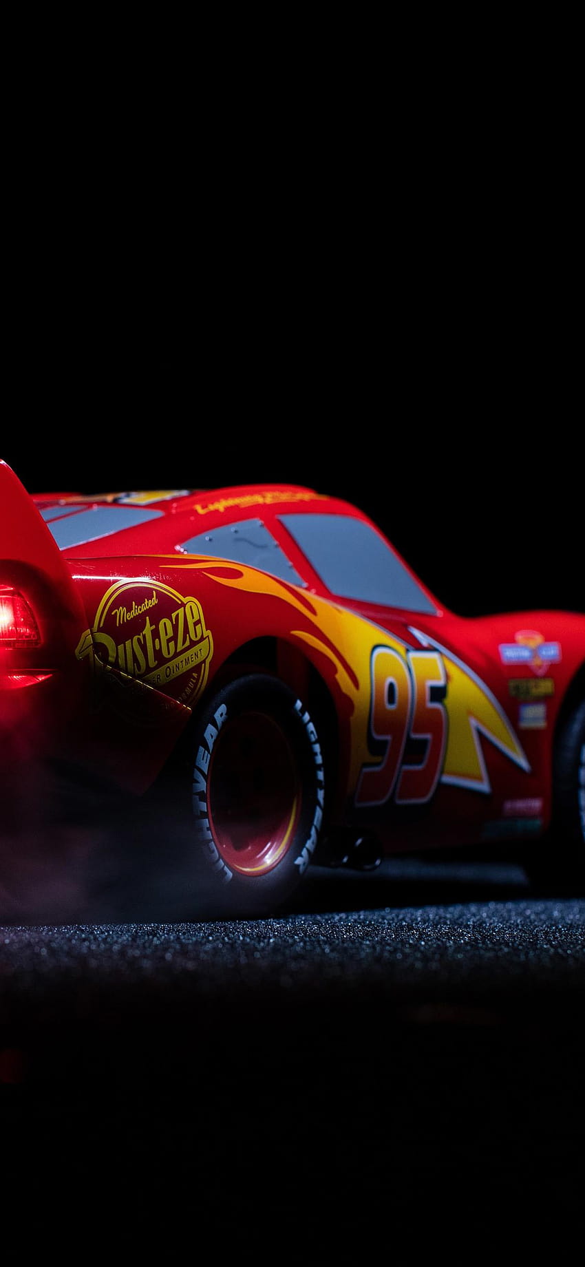 1125x2436 Lightning McQueen Cars 3 Pixar Disney Iphone XS, светкавицата Маккуин iphone HD тапет за телефон