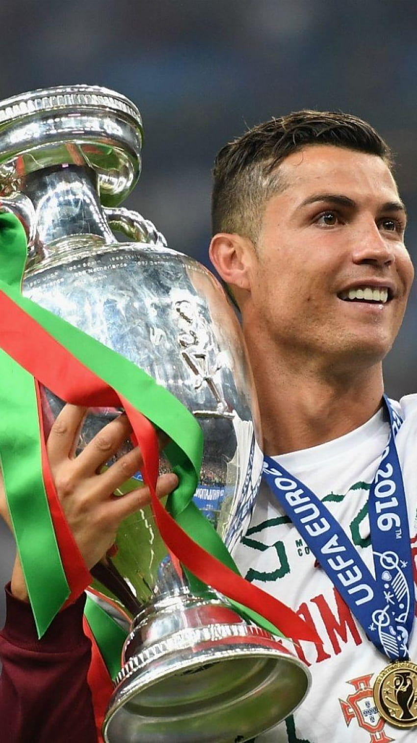 750x1334 Cristiano Ronaldo, Euro 2016, Uefa, Cristiano Ronaldo 2017 Papel de parede de celular HD