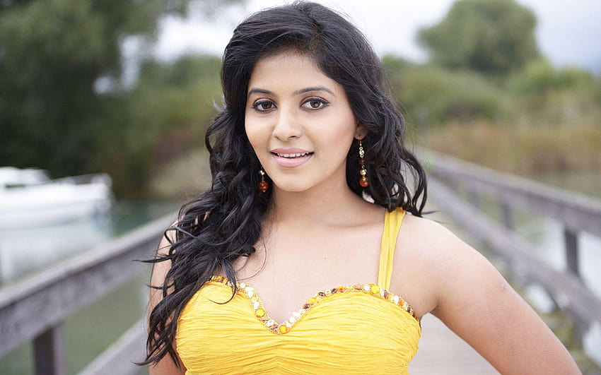 Тамилска актриса Sweet Anjali And Gallery, южна героиня HD тапет