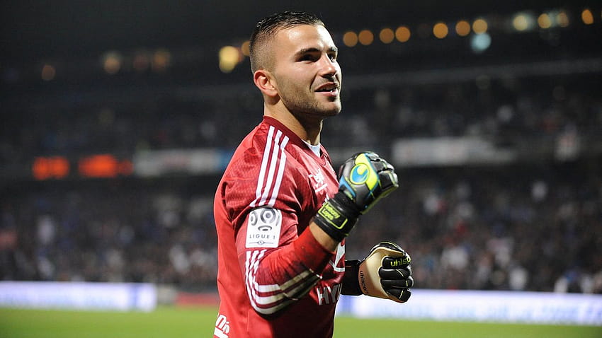 Lyon goalkeeper Anthony Lopes given one HD wallpaper
