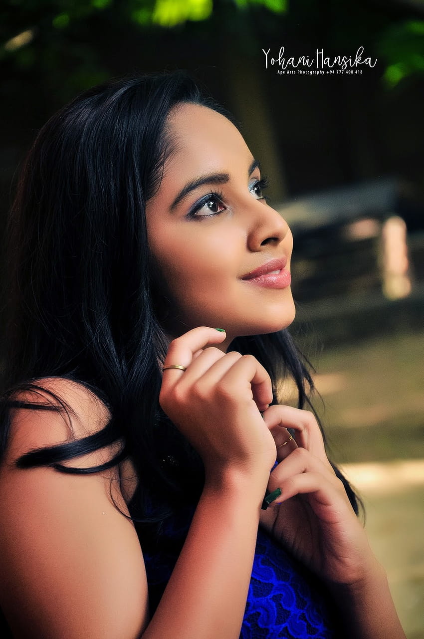 Lankan Hot Actress Model TV-Moderatorin Sänger er Standgalerie: Yohani Hansika Hot hoot Stills HD-Handy-Hintergrundbild