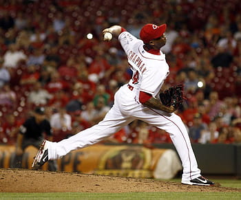 File:Cubs reliever Aroldis Chapman delivers a pitch in the eighth inning.  (30092485824) (cropped).jpg - Wikimedia Commons