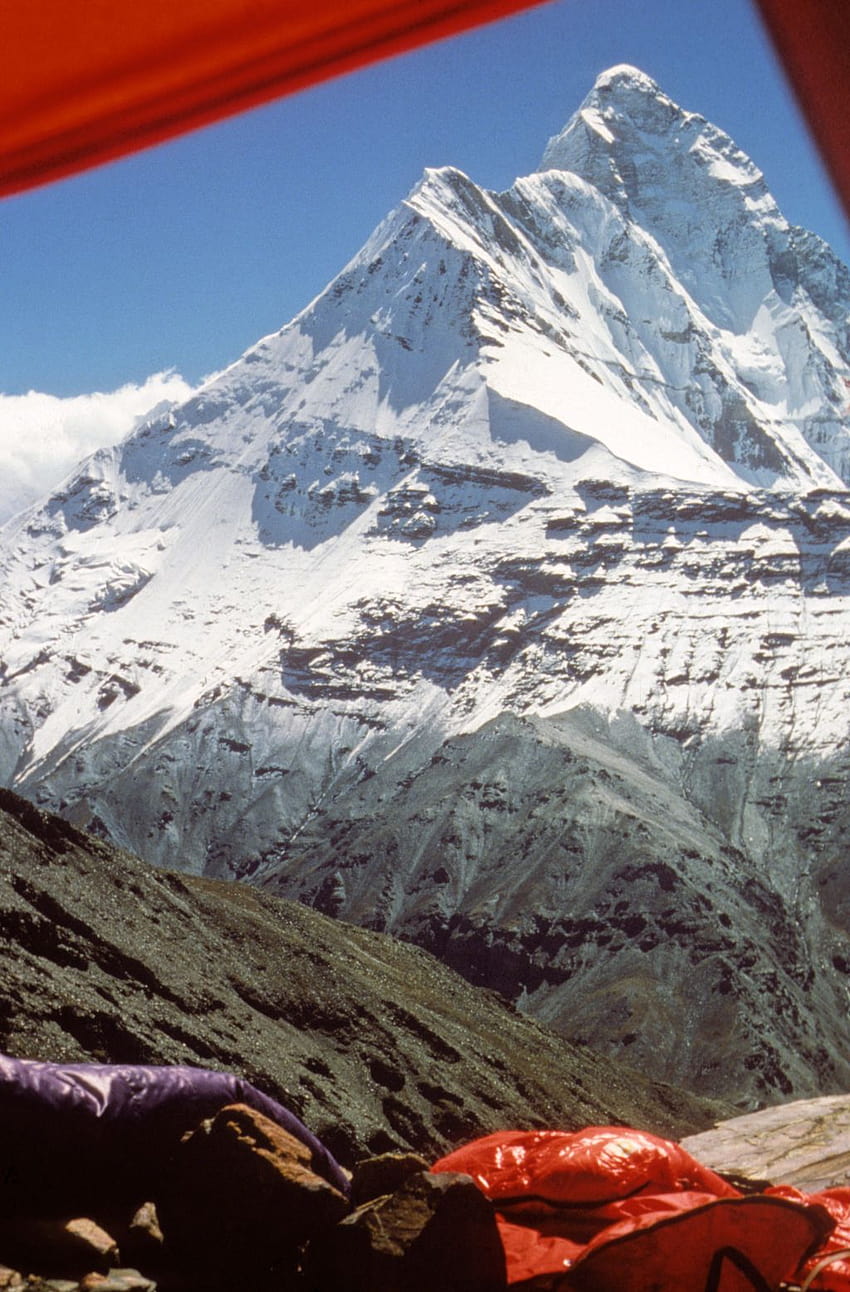 Nanda Devi from the camp under the Rishi Kot Glacier. HD phone wallpaper