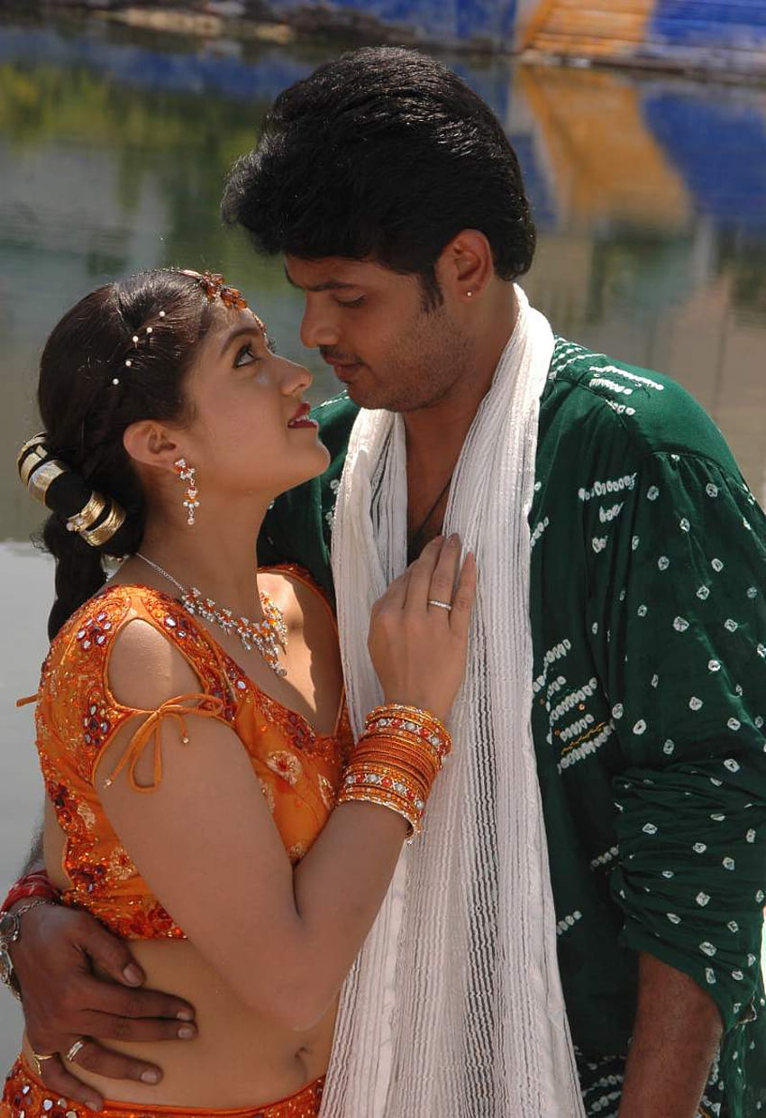 Actriz: actriz tamil Meghna Hot Blusa Stills de la película Krishna Leelai, kaadhal solla vandhen fondo de pantalla del teléfono