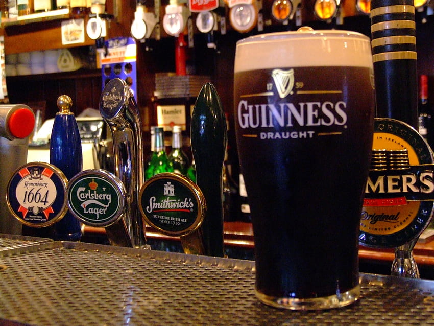 5 Guinness Beer, drinkers HD wallpaper