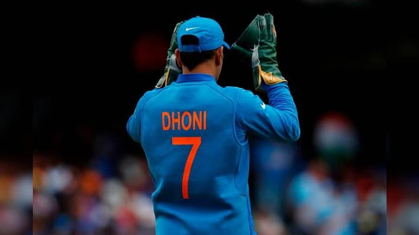 MS Dhoni's Jersey Number Should be Retired, Says Saba Karim, ms dhoni jersey HD wallpaper