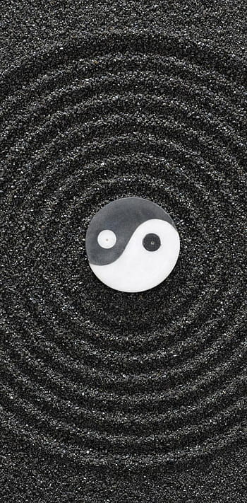 Yin yang symbol hi-res stock photography and images - Page 6 - Alamy