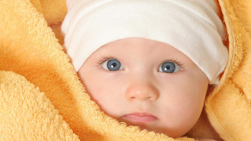 青い目のかわいい赤ちゃんの、美しい赤ちゃんの 高画質の壁紙