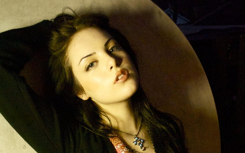 Elizabeth Gillies Pc Laptop 44 Elizabeth Gillies Hd Wallpaper Pxfuel 