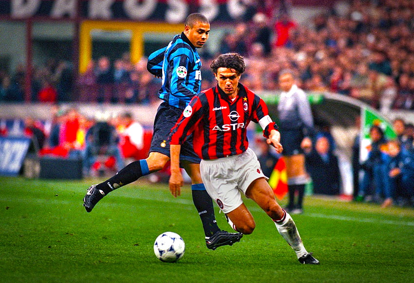 The Ultimate Classic Azzurri – Paolo Maldini fondo de pantalla