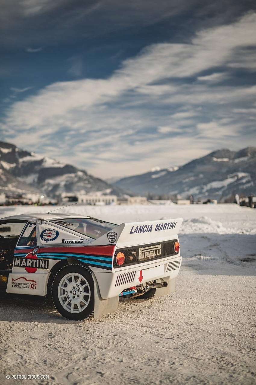 Martini On The Rocks: Amener une voiture de rallye Lancia 037 historique sur la glace en Autriche Fond d'écran de téléphone HD