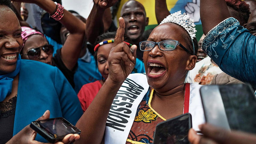 Me niego a arrepentirme': La mujer que desafía al gobernante de Uganda, ms amarachi fondo de pantalla