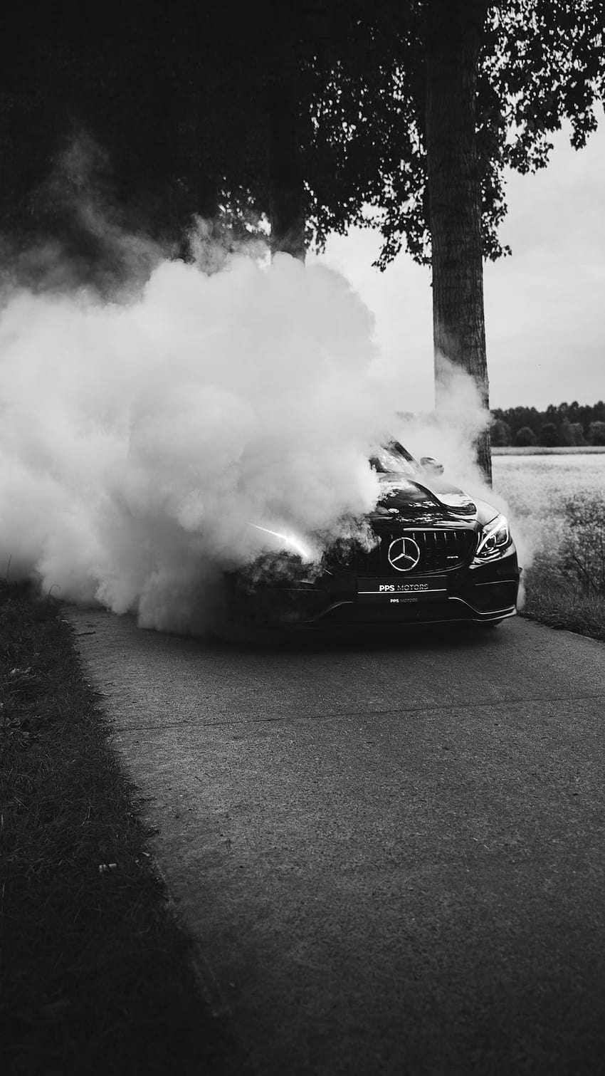 50 Tire Smoke [ ..., car tire smoke HD phone wallpaper | Pxfuel