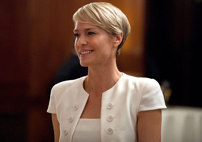 Claire Underwood's 12 Best Power Looks on *House of Cards*, house of cards season 6 HD wallpaper