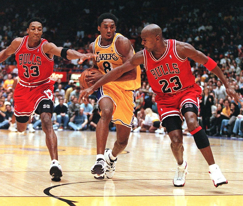 Chicago Bulls: John Starks says that Kobe tried to 'duplicate MJ', michael jordan and scottie pippen HD wallpaper