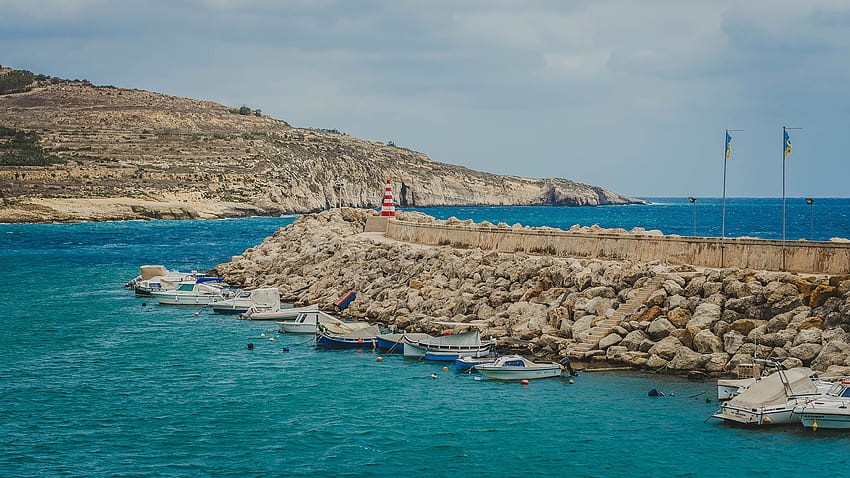 Malta Island Gozo Nature Hill Bay Pier speedboat 2560x1440 HD wallpaper