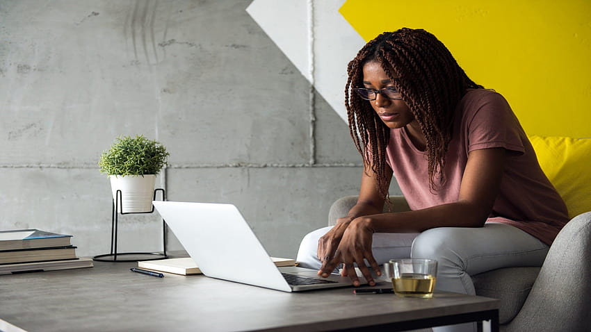 What It's Really Like To Be A Black Woman Job Hunting? Women Share, job women HD wallpaper