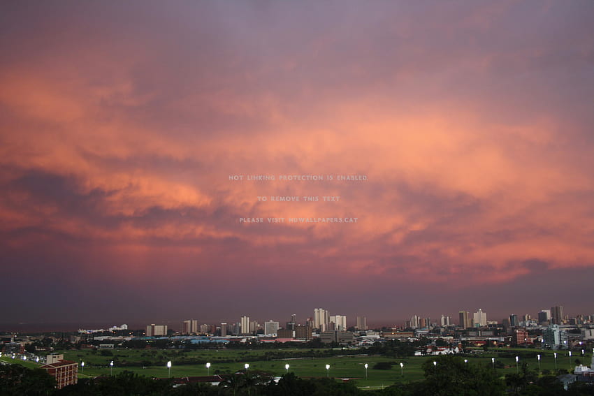 kilka godzin przed tym, jak wielka burza uderzyła w niebo nad Durbanem Tapeta HD