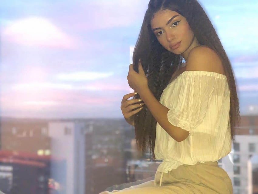 61 Hot Of Mimi Keene That Are Sure To Keep You On The HD wallpaper