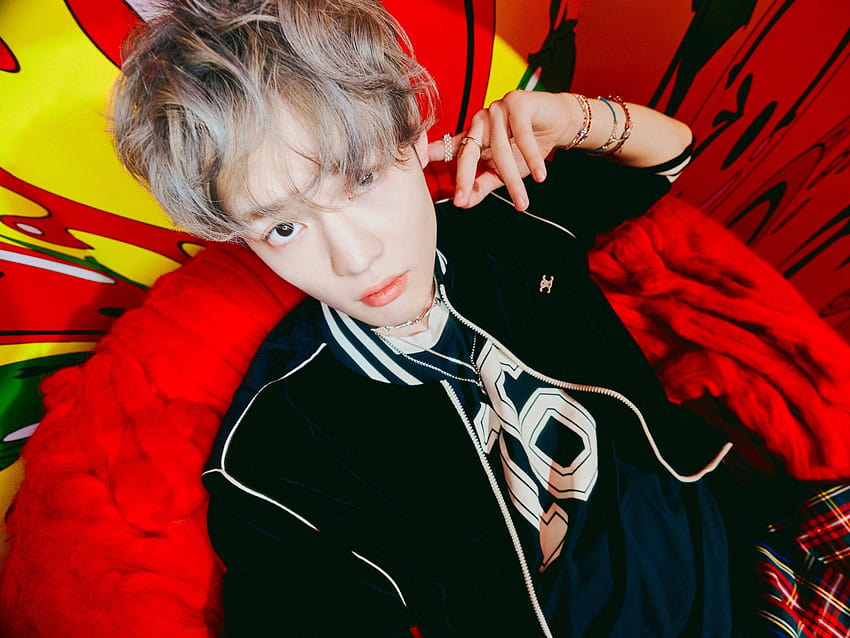 NCT Jisung's Blue Hair in "Hot Sauce" Concept Photos - wide 5