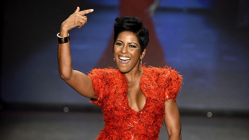 Go Red for Women: Tamron Hall struts for heart health in New York HD wallpaper