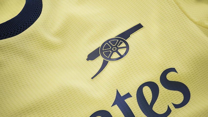 Arsenal dévoile un nouveau kit extérieur adidas que les nouvelles recrues porteront lors de la saison 2021/22 Fond d'écran HD