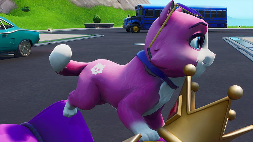 Little Known Fact: Empress has a white cat face on her right flank. You don't know this because no one owns her. ❤️, empress fortnite HD wallpaper