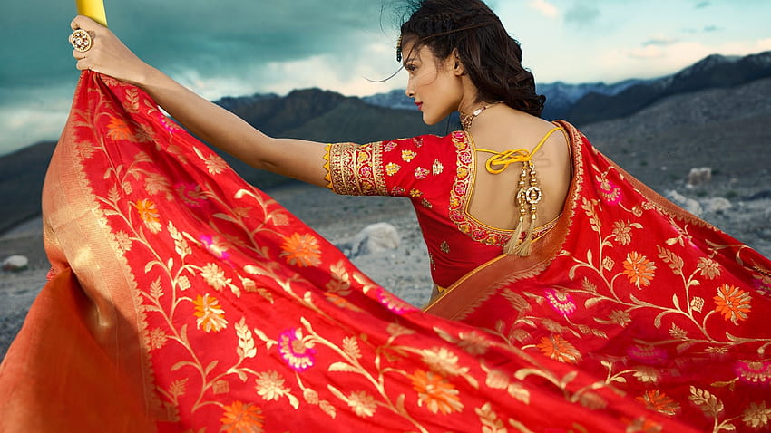 3840x2160 индианка, модел, традиционно облекло, сари, актриса, изглед отзад за U TV, традиционно индийско момиче HD тапет