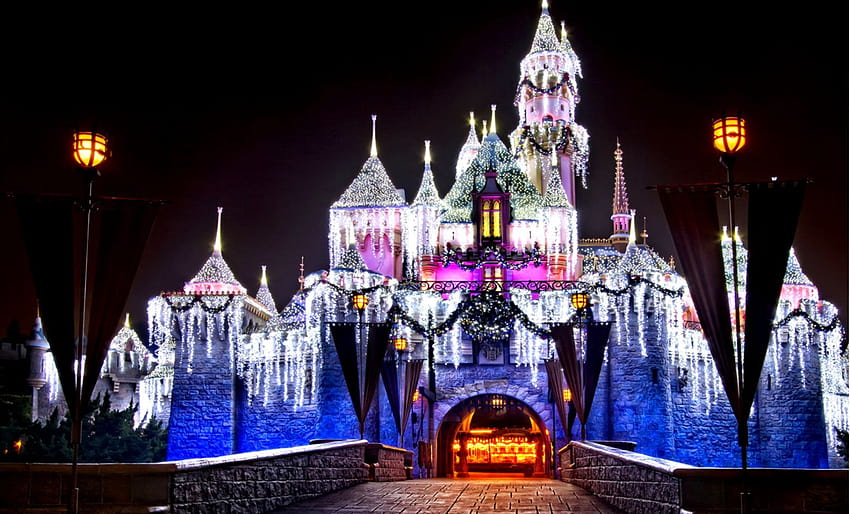 Christmas Disneyland Sleeping Beauty Castle, disneyland castle ...