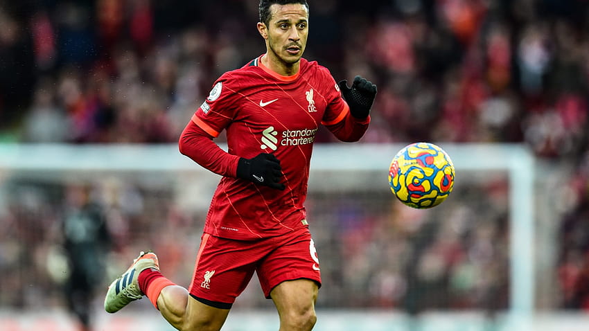 Thiago Alcantara was dubbed a 'luxury player' but is now being labelled 'one of the best footballers around' and stunning stats suggest Liverpool will beat Chelsea in Carabao Cup final if he, thiago alcantara 2022 HD wallpaper