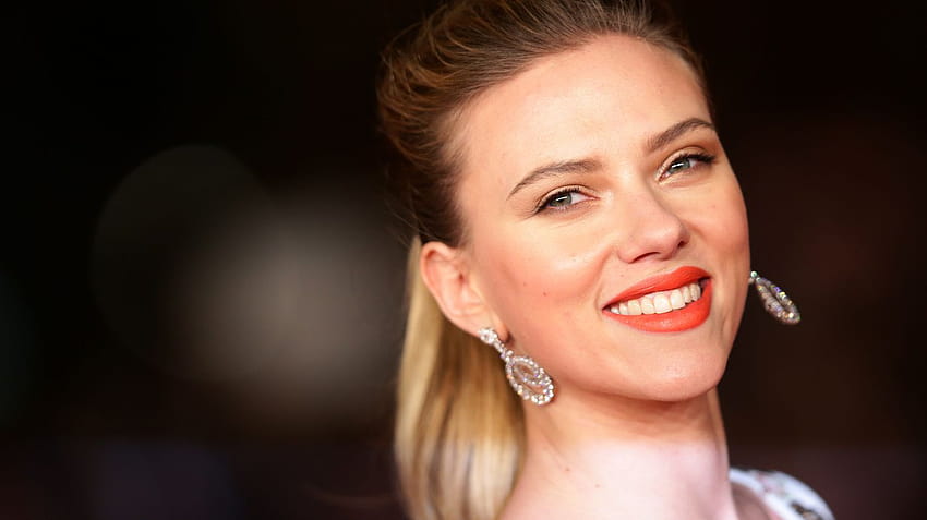 Bukan Pekerjaan Saya: Scarlett Johansson Mendapat Kuis Tentang Kapten Scarlet : NPR, scarlett johansson close up Wallpaper HD