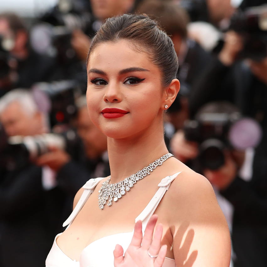 Selena Gomez at the 2019 Cannes Film Festival, selena gomez cannes 2019 HD phone wallpaper
