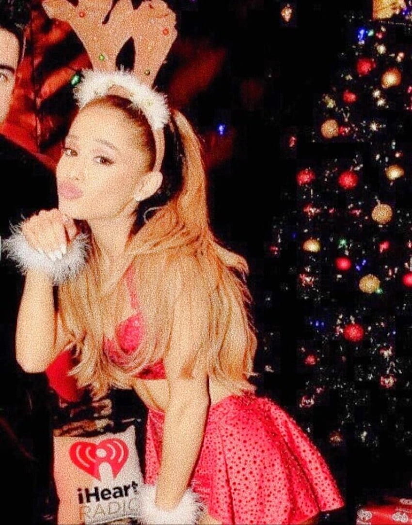 About christmas in ariana grande theme ️ by, ariana grande christmas HD