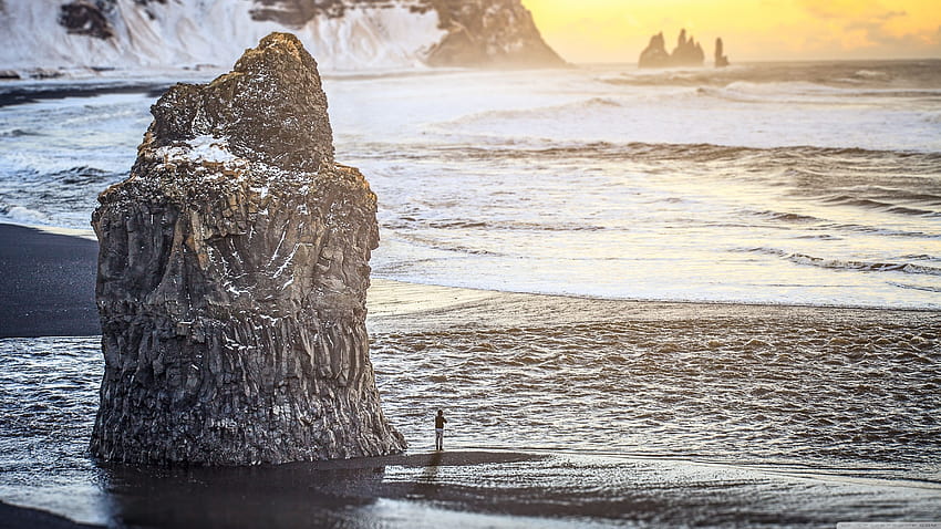 Iceland Black Sand Beach Ultra Backgrounds for U TV : & UltraWide & Laptop : Multi Display, Dual Monitor : Tablet : Smartphone HD wallpaper