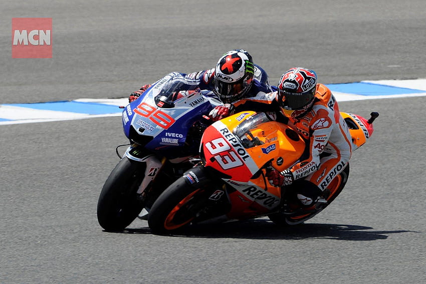 Marc Marquez sorry for Jorge Lorenzo collision, valentino rossi and marc marquez HD wallpaper