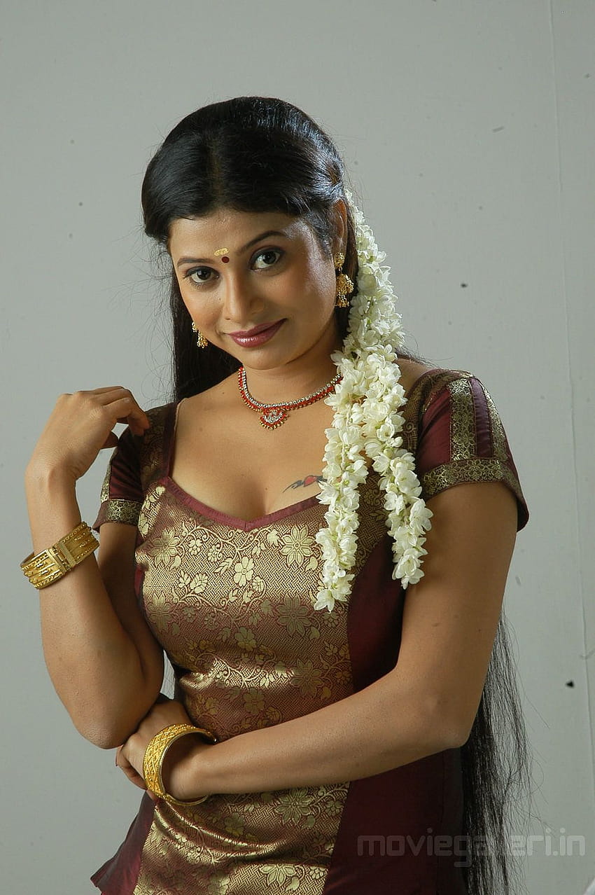 Tamil Actress Shobana Naidu Hot Spicy Stills wallpaper ponsel HD
