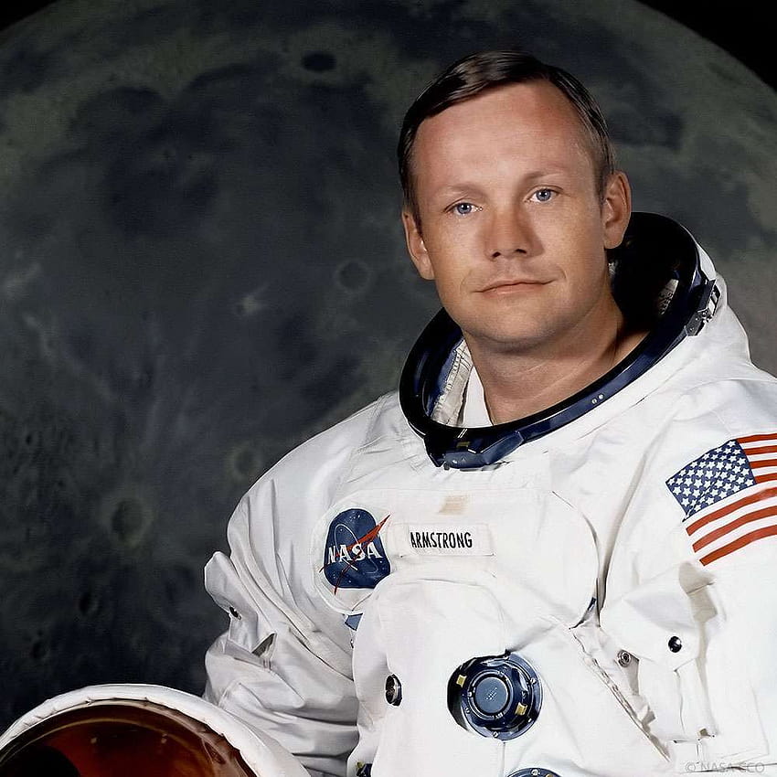 Neil Armstrong On The Moon – for HD phone wallpaper