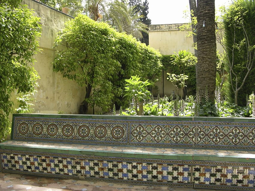 Royal Palace Gardens of Alcazar, Seville, Spain HD wallpaper