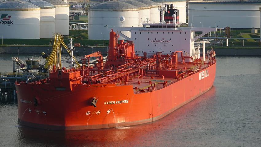 Loading Tanker Karen Knutsen, oil tanker HD wallpaper