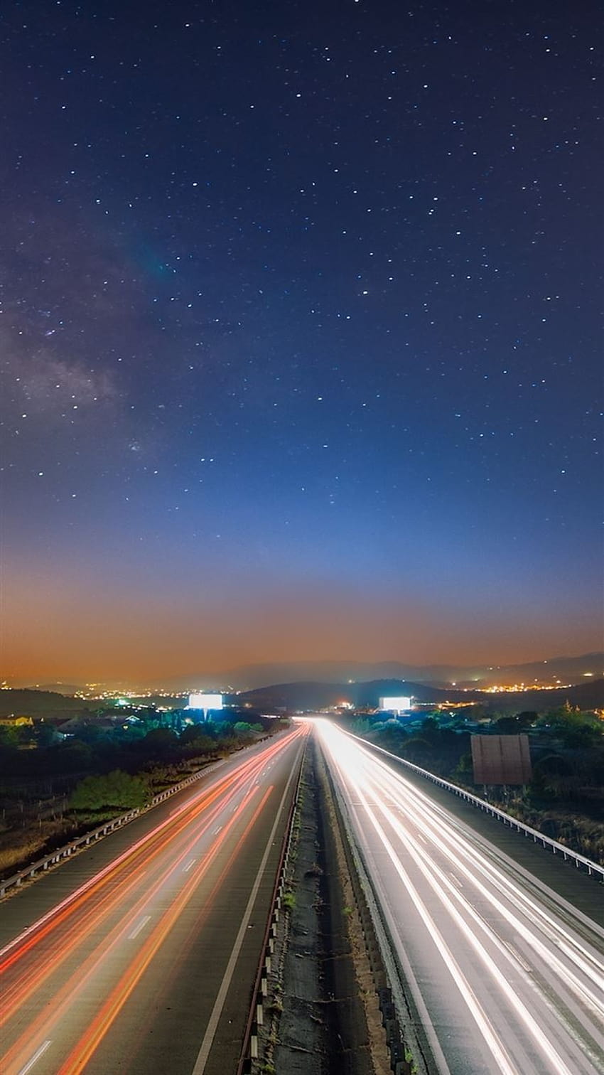 Starry sky night road traffic iPhone 8, highway night traffic phone HD phone wallpaper